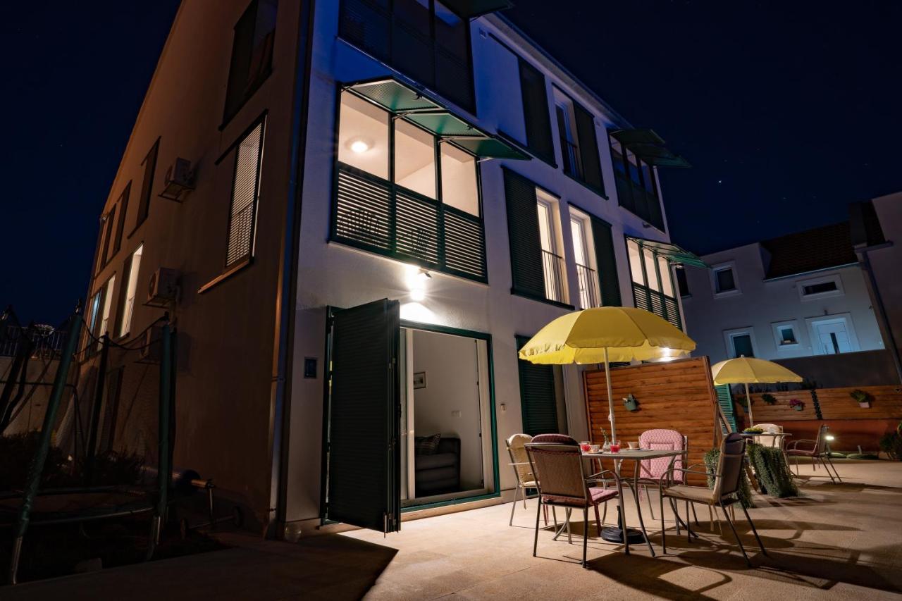 Villa Dada I Dida Milna  Ngoại thất bức ảnh