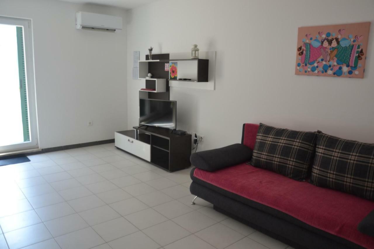 Villa Dada I Dida Milna  Ngoại thất bức ảnh