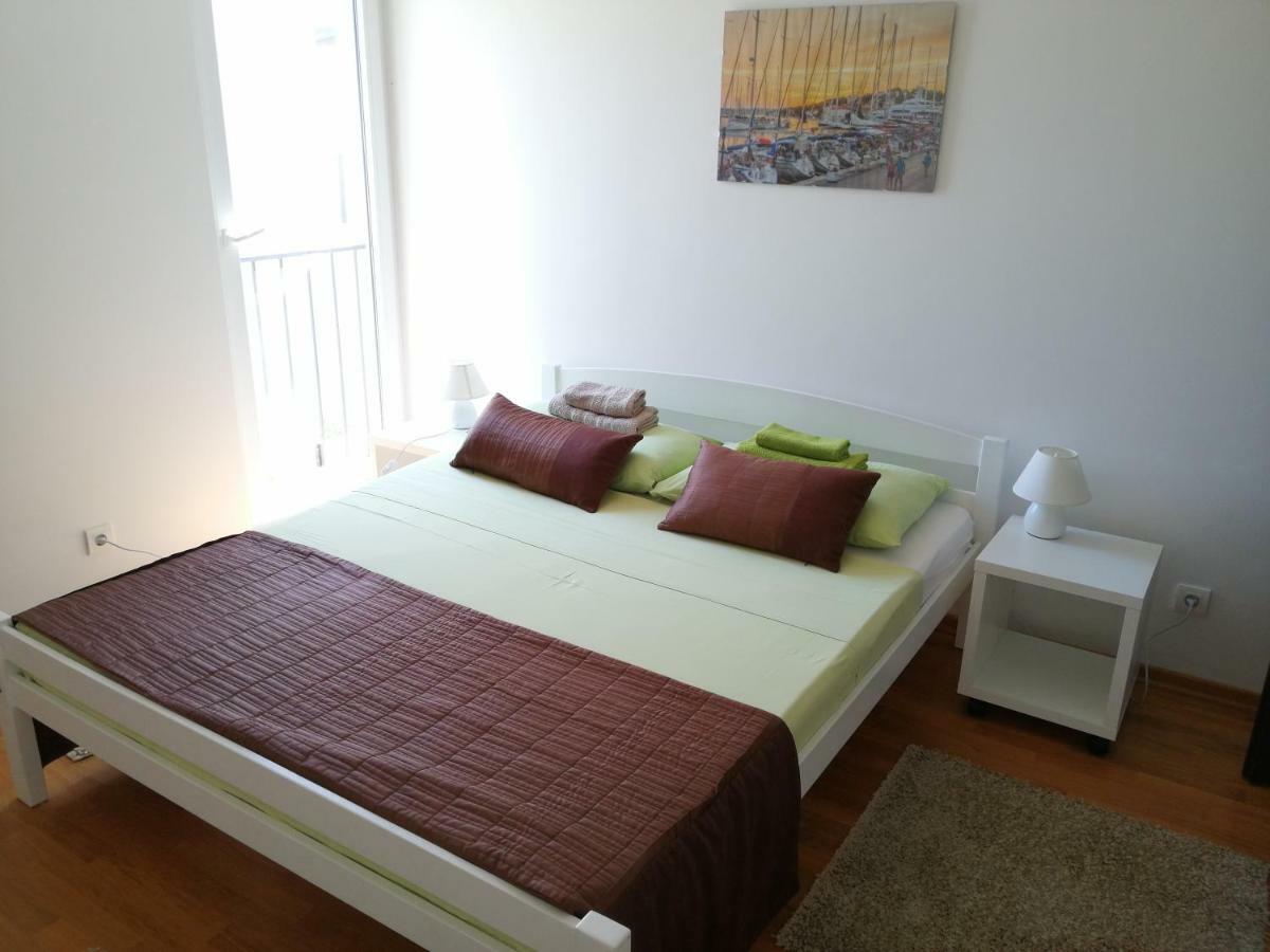 Villa Dada I Dida Milna  Ngoại thất bức ảnh